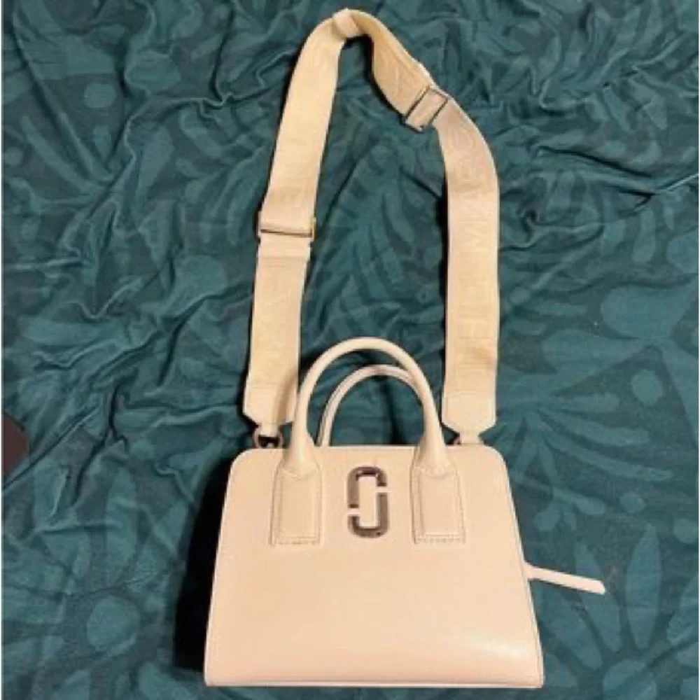 Marc Jacobs Bag - Picture 2 of 8